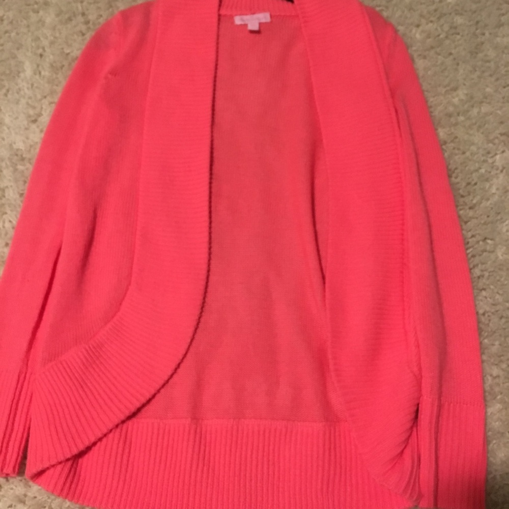 Lilly Pulitzer sweater size XXS.